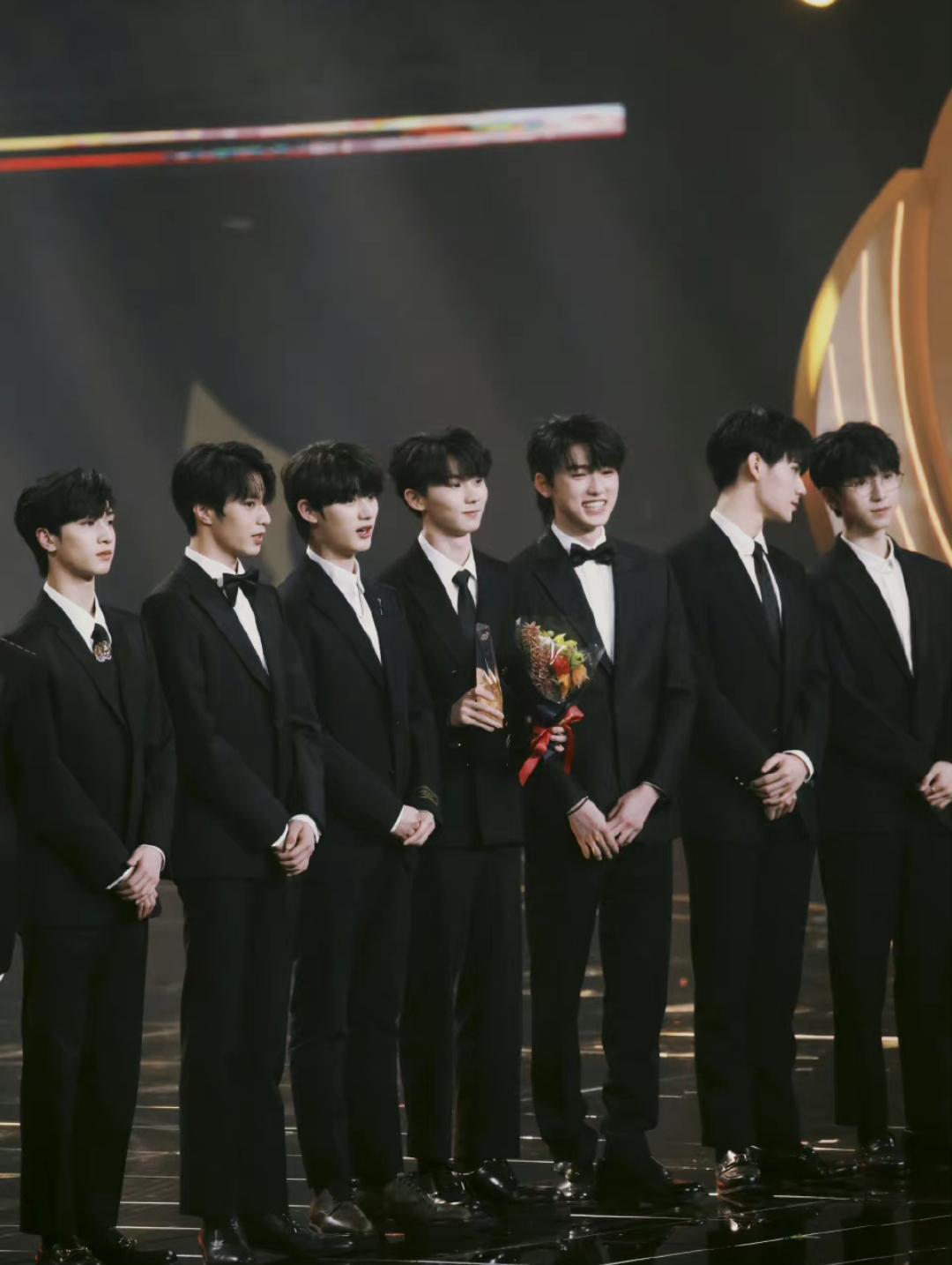 男团|东方风云榜仅两个男团参加，TNT策划屡被吐槽，机会抓不住？