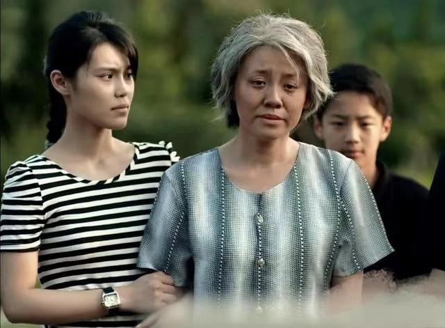 赵一楠|父母爱情：丁小样终究还是没活成德华，1处细节编导交代的很明白