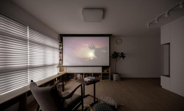 设计务实不花哨，装大量储物空间，才是这套70㎡房干净敞亮的原因