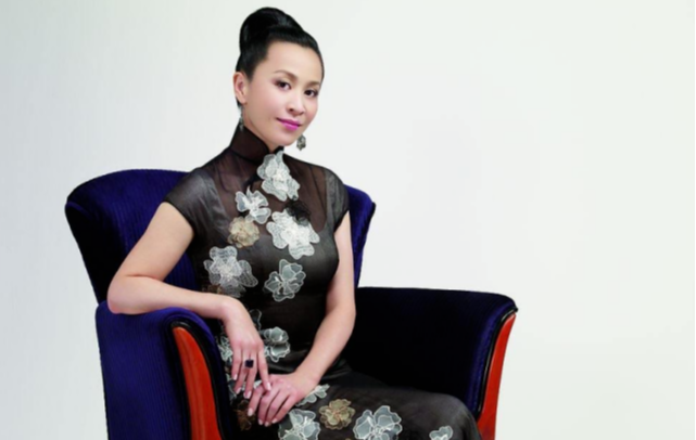 刘嘉玲|刘嘉玲哀悼英国女王引争议,英国女王离世成为了一把照妖镜?