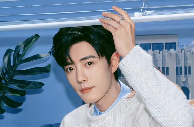 肖战|公司运营透露肖战《玉骨遥》将过审,最迟8月定档,得到剧组回应