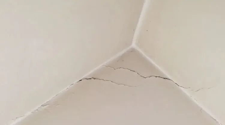 家里出现这些情况,要及时处理!