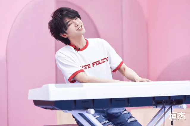 华晨宇|华晨宇，终究为自己的“迷惑行为”付出了代价