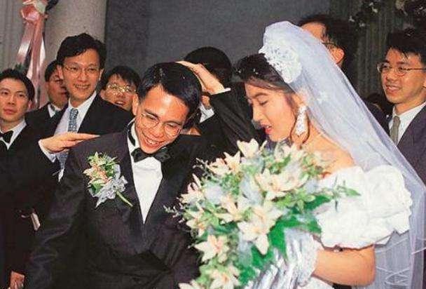 豪门|看看成功嫁入李家的王俪桥，梁洛施就该庆幸，没嫁进豪门有多幸运