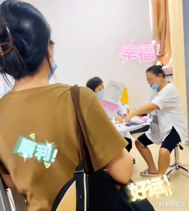 陈萌|陈萌官宣怀孕后,陈亚男发作品喊话前夫:记住远方有个人在爱你