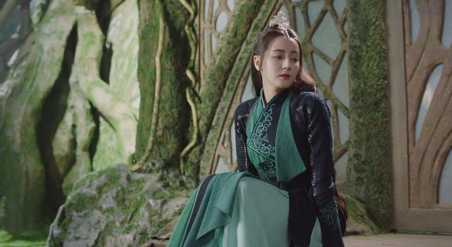 与君初相识·恰似故人归|《与君初相识》中的热巴,凭借演技上了热搜,并且作品还拿到了7个热度日冠