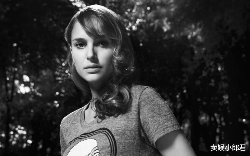 娜塔丽·波特曼|40岁娜塔莉波特曼显老态被嘲讽：老女人不装了，喜欢金钱不丢人