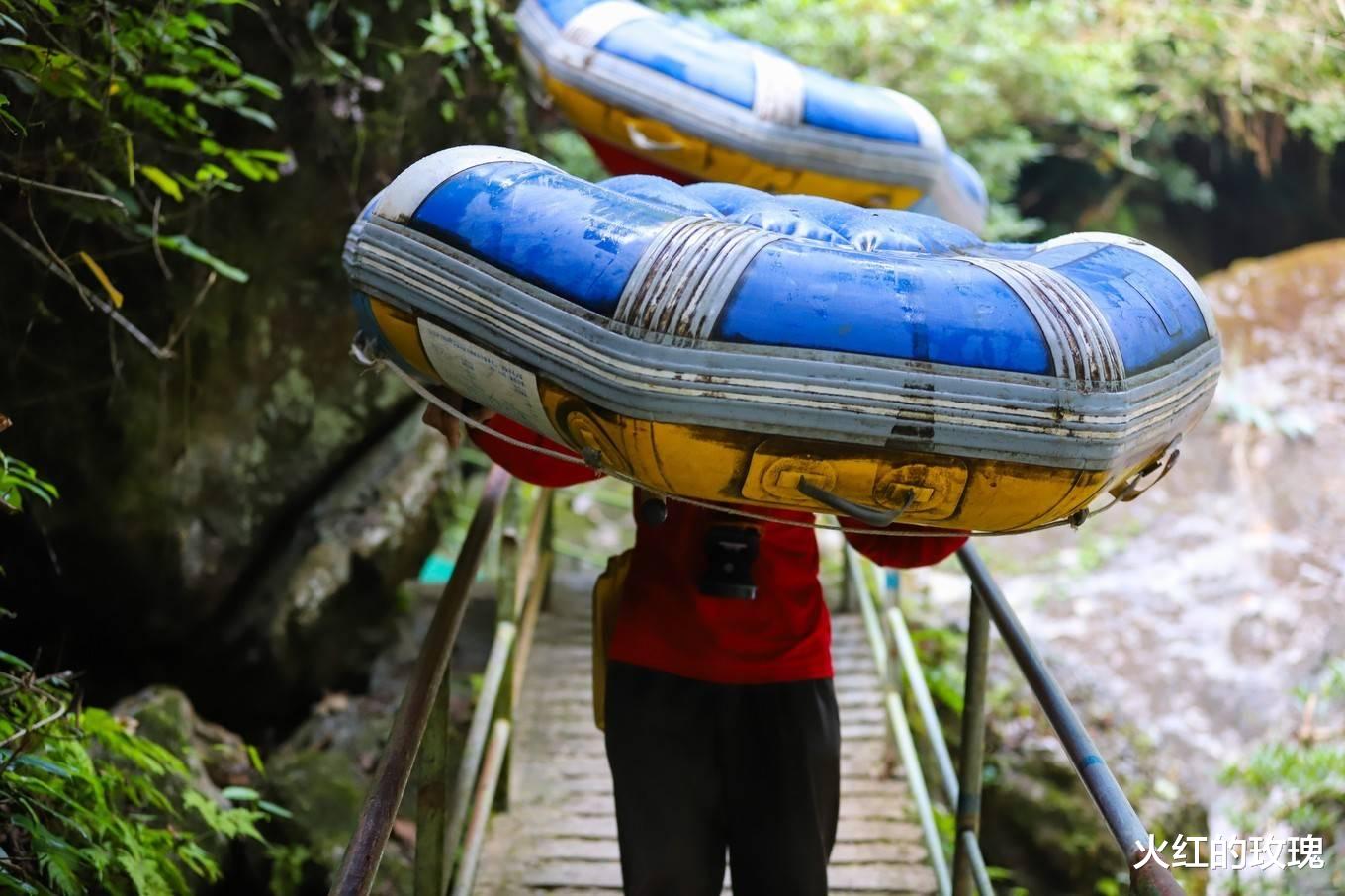 通灵大峡谷|地球上最绿的瀑布,还是植物的王国,在广西你去过吗