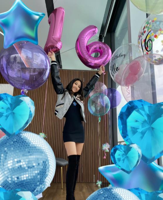 鞠婧祎|任达华17岁女儿近照,细腰仅有巴掌大,逆天长腿吸睛似超模