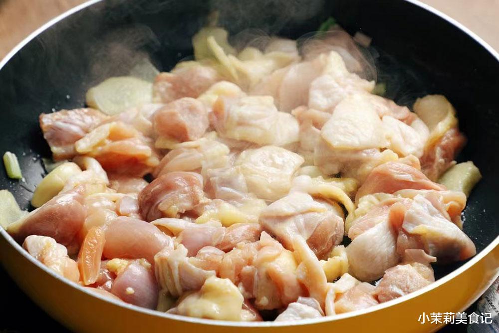 高钾血症|冬天建议男人少吃羊肉和韭菜,多吃4样碱性食物,强身固本体力足