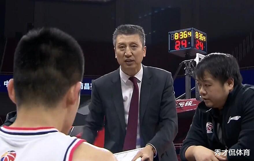 广州队|落后再多也不放弃！广州被淘汰仍赢得尊重，杨毅大赞郭士强
