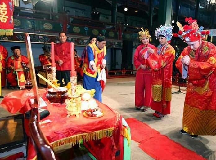 古代穷人娶不上老婆,怎样延续香火?他们的办法有违伦理