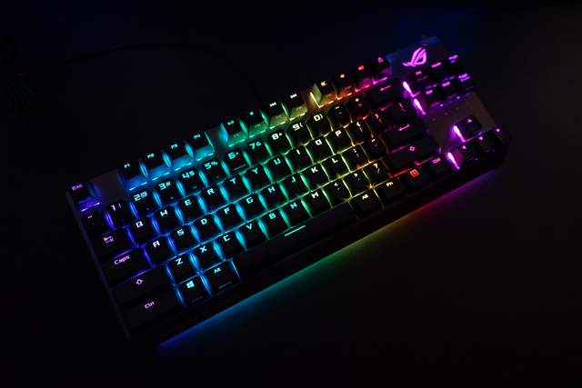 英特尔|增加我的键盘一员——ROG 游侠NX TKL 键盘开箱