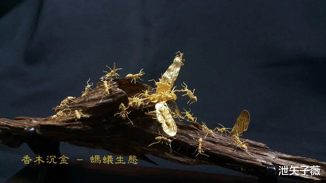 66岁大爷爱雕刻女性贴身衣物,网友:太逼真了吧,看完让人害羞