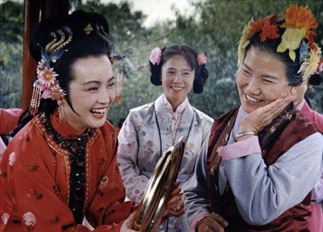 赵丽蓉|赵丽蓉保姆张雅静:陪伴赵丽蓉生命的最后10年,现在生活状况怎样