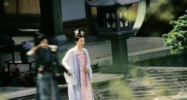 杨超越|《七时吉祥》杨超越公主造型曝光，片场主动拉丁禹兮手