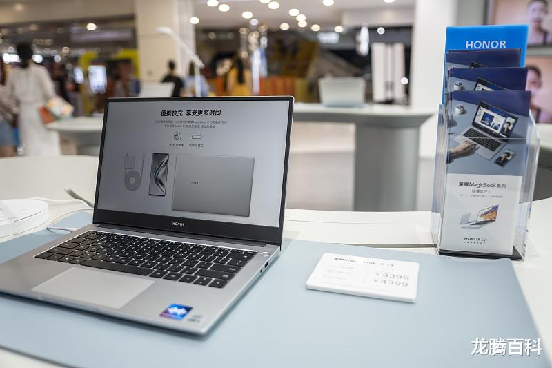 笔记本电脑|笔记本电脑如何清理风扇灰尘？