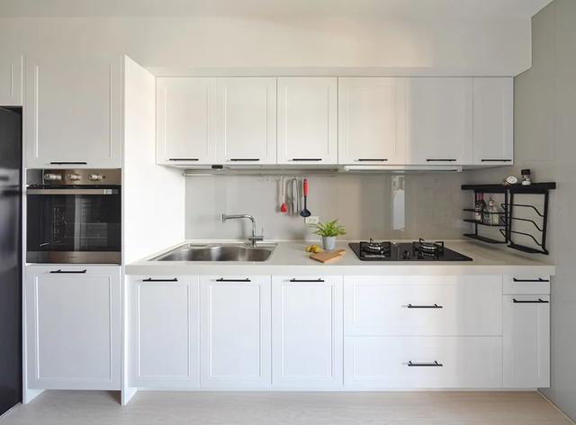 看了她家，才知道什么叫岁月静好，光一个客厅就把我迷住，超美