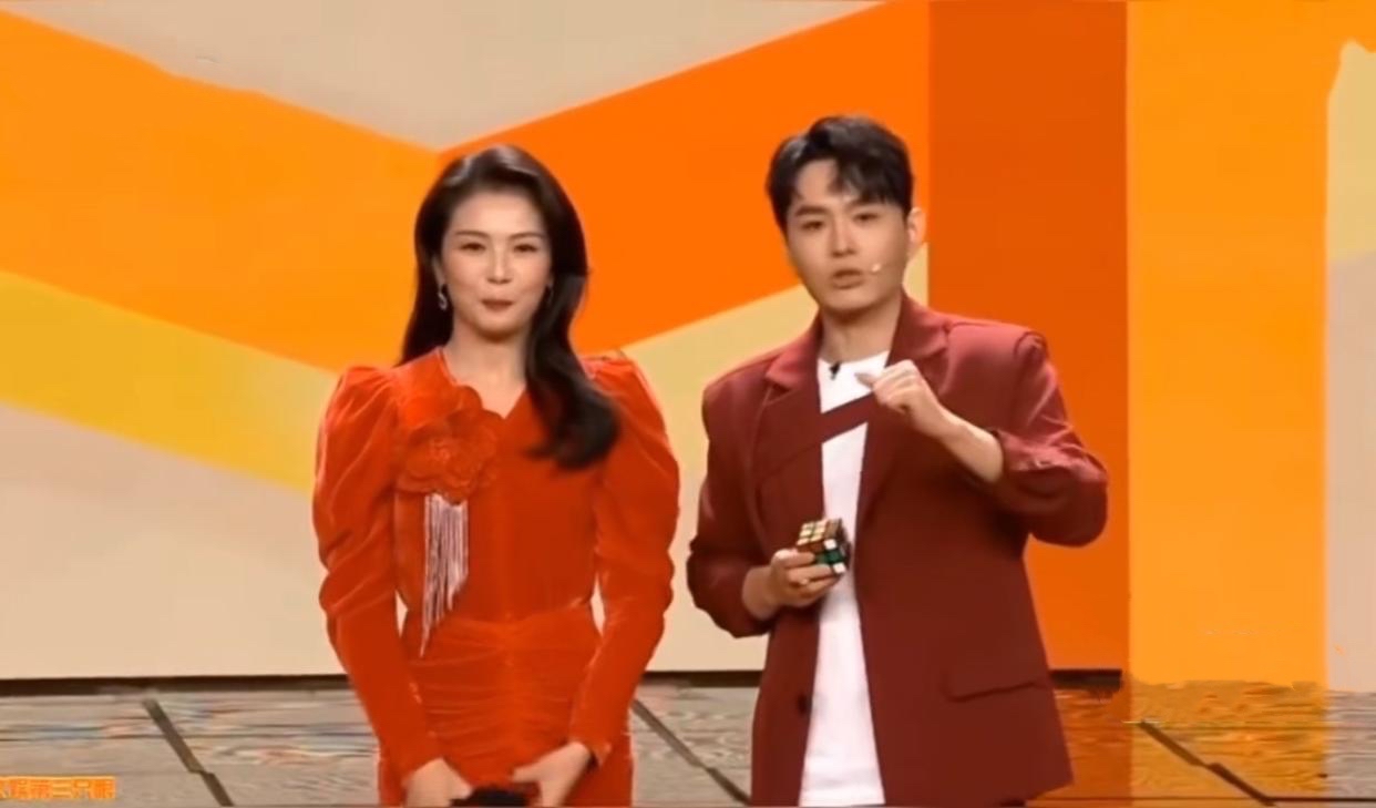 邓男子|魔术师邓男子:凭春晚表演成功出圈,登春晚前勇救落水儿童