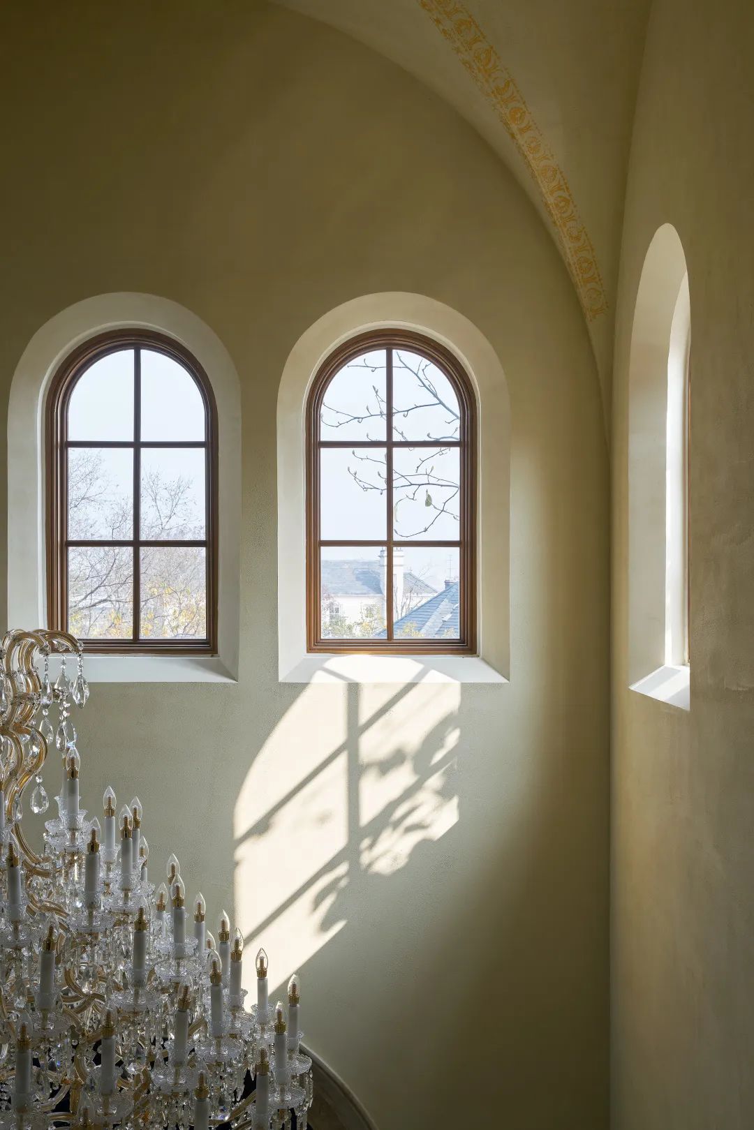 800㎡意式风，为艺术世家打造的华丽优雅又不张扬的古堡