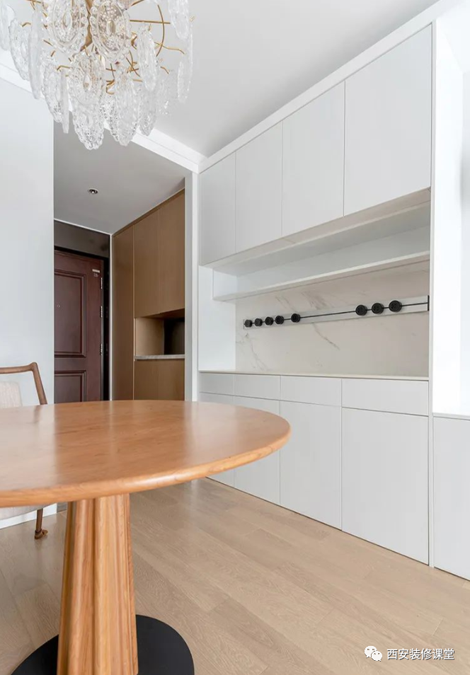 90㎡小三室刚需,复古简洁家