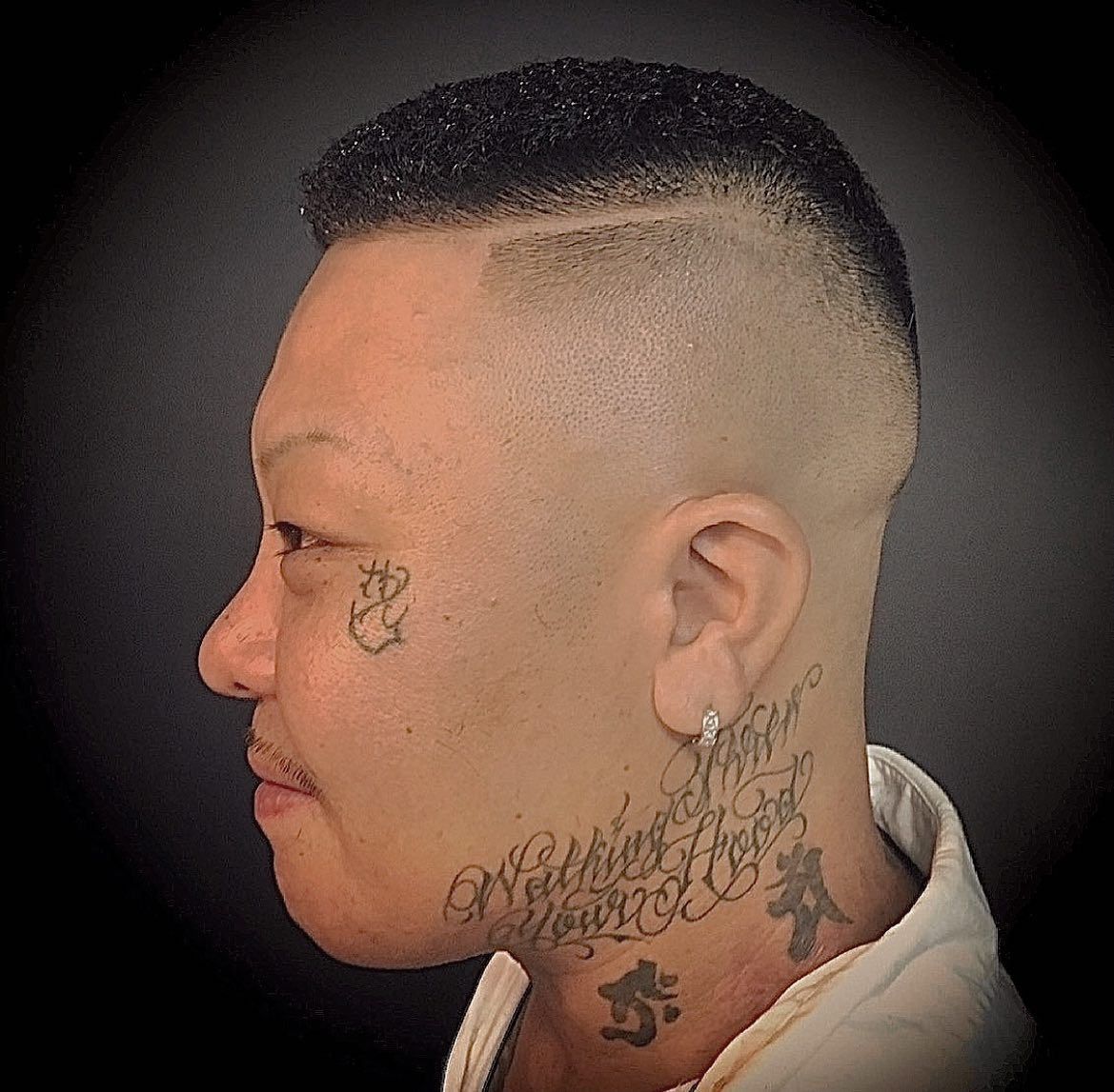 男士发型 这些男士发型就是不一样，时尚帅气很有特色，很适合年轻男士