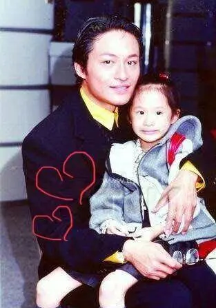 马景涛|马景涛：强吻多位知名女星，情史丰富，人生跌宕