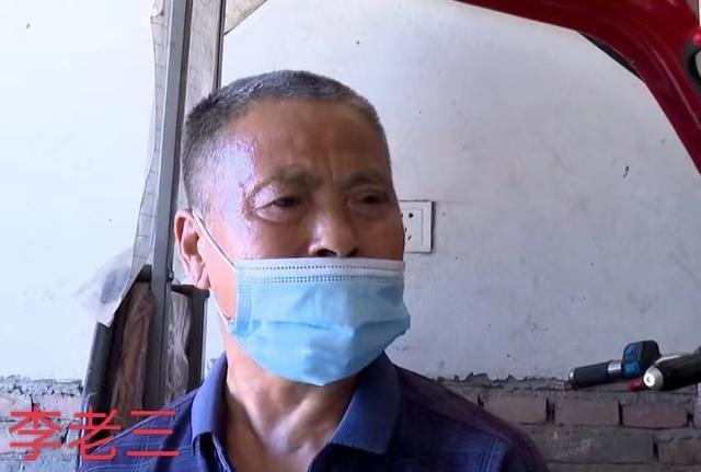 父母捡垃圾住危房，儿子住别墅却不管父母，还找老人要100元房租