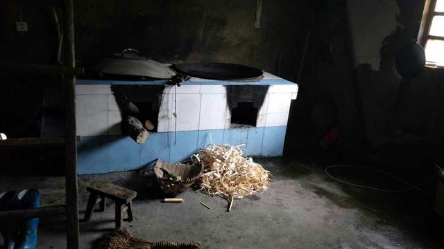 晒晒男友家农村自建房，看到这样的房子和厨房，我成了落跑新娘！