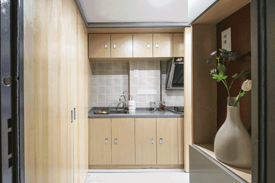 为了让儿子结婚,老爸爆改33㎡老公房,变4层空中别墅,太牛了