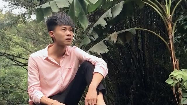 龙麻子|被央视点名表扬的五位网红,许华升为家乡造福,龙麻子成烈火英雄