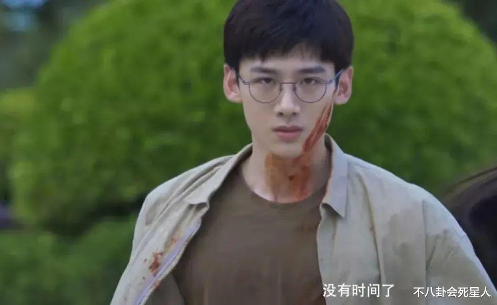 李易峰|2022年有5部新剧定档，李易峰、白敬亭“混战”，你看哪部？