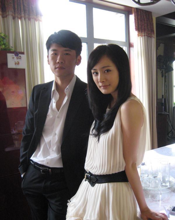 王骁|王骁:影后王馥荔的儿子,不靠母亲专走“野路子”,做配角15年