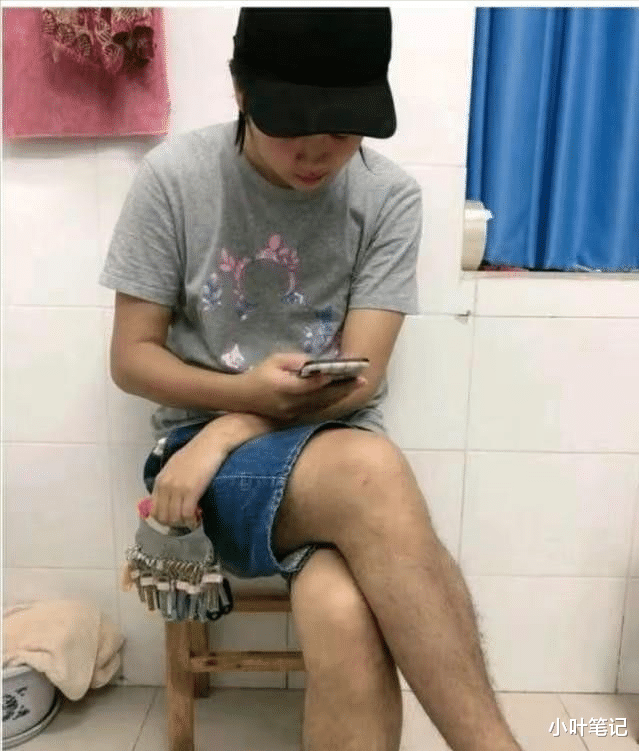 邵雨轩|网红疯产姐妹宣布解散，邵雨轩单飞，账号归属权落定