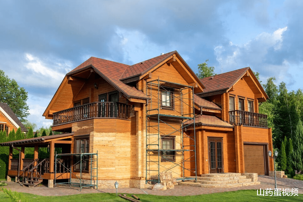 为啥越来越多人都想从别墅搬离?5大缺点难忍受,入住糟心