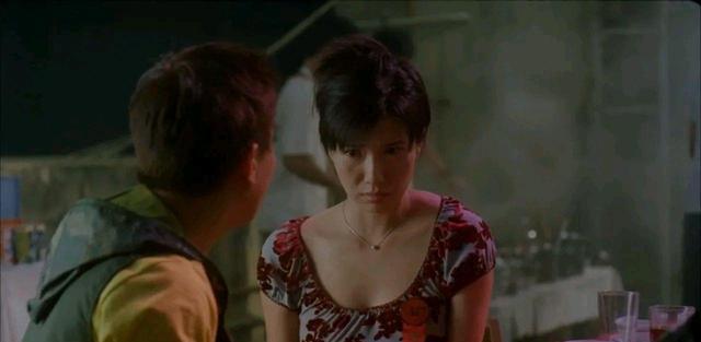 关秀媚|55岁关秀媚罕见露面 保养得宜曾卷醉驾风波星途尽毁