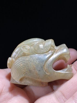 和田玉籽料|汉 和田玉籽料 受沁 玉辟邪 玉兽首