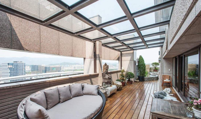 值好几万的阳台只用来晾衣服?直到这么装修,才知道阳台这么重要