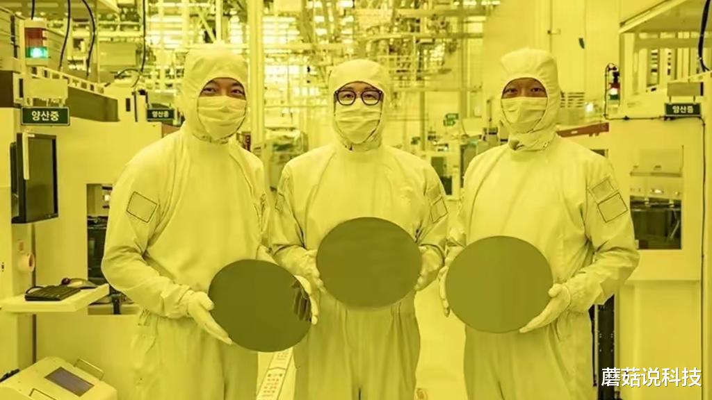 台积电|事情出现转机！美宣布“新规”，外媒：台积电的局面清晰了！