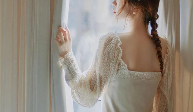 气质女人优雅拍照,参考学习十个技巧,新手摄影快速提高