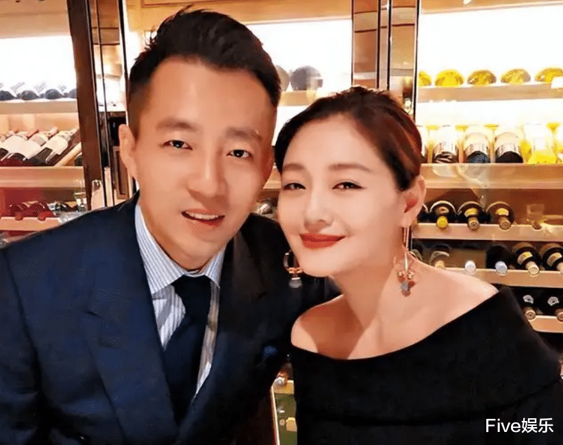 汪小菲|“冤种前夫”汪小菲斗不赢大小S一家,为何许雅钧可以轻松拿捏?