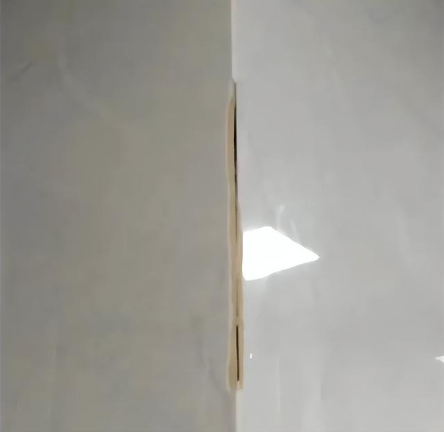 海棠角或阳角条,瓷砖的边角,到底哪种好?