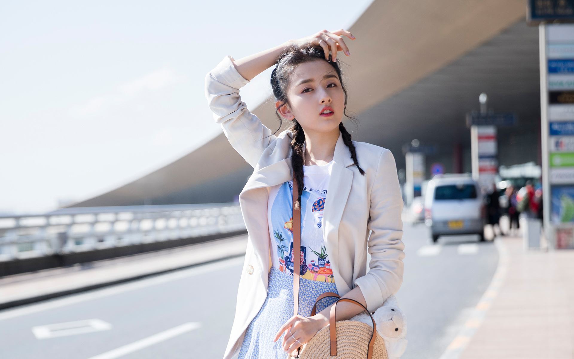 张艺兴|圆脸小花截胡水后？王思聪最宠张艺兴？电视剧舌尖上的心跳上线？