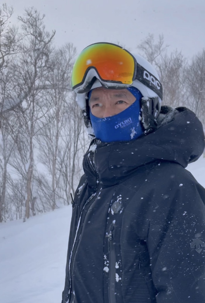 周星驰|60岁周星驰送新年祝福,写毛笔字寻找有缘人,阿Sa贾静雯争相留言