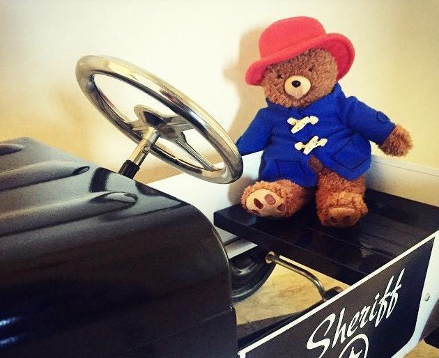 周笔畅|晒晒周笔畅自己的豪宅,走的是奢华宫廷风格,进门仿佛是皇宫一样