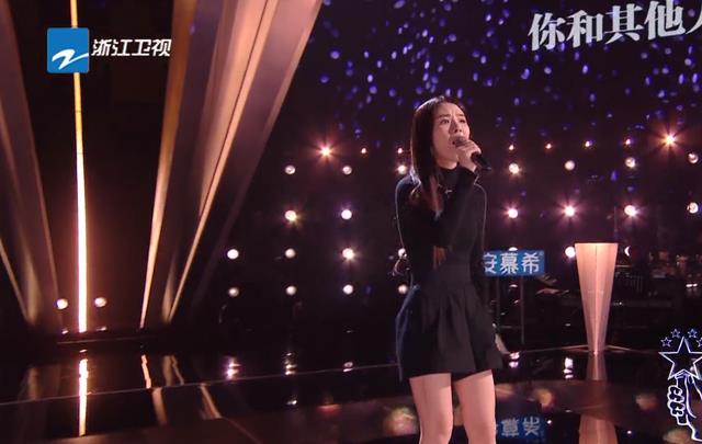 李荣浩|好声音李荣浩组内考核,李楚楚嗓音挤卡,蔡子伊晋级未免太轻松了