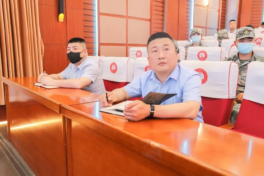 春夏穿搭|职业教育活动周丨高居红教授专题讲座中等职业教育改革与发展动态