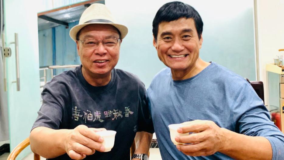 华润置地|81岁港星中山开武馆，与李力持豪宅吃大餐，别墅坐落山间环境清幽