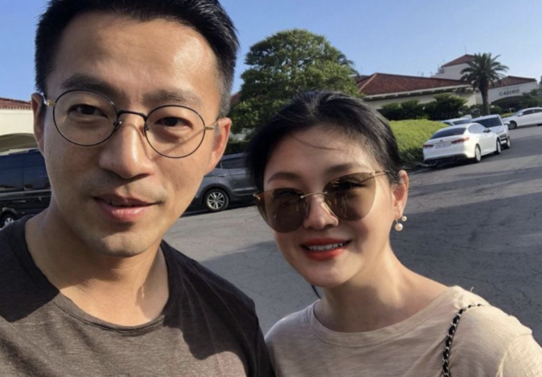 大S|大S离婚后首次亮相,身材纤细宛如少女,与小S对比太明显