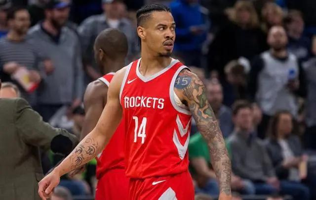 J·R·史密斯|盘点：NBA历史十大神经刀，一人拿球九人慌，个个赛乔丹